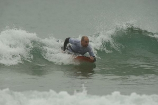  Surfer sur la vague